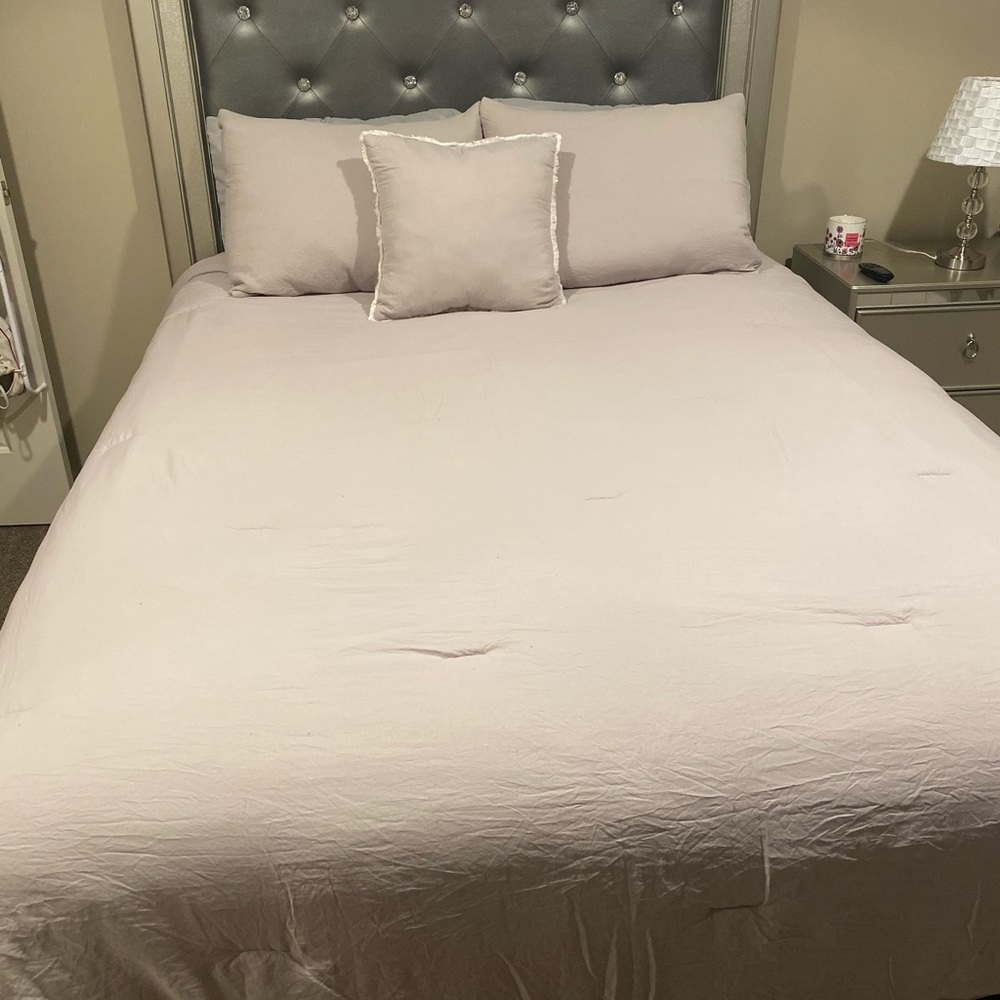 4 Piece Comforter Set